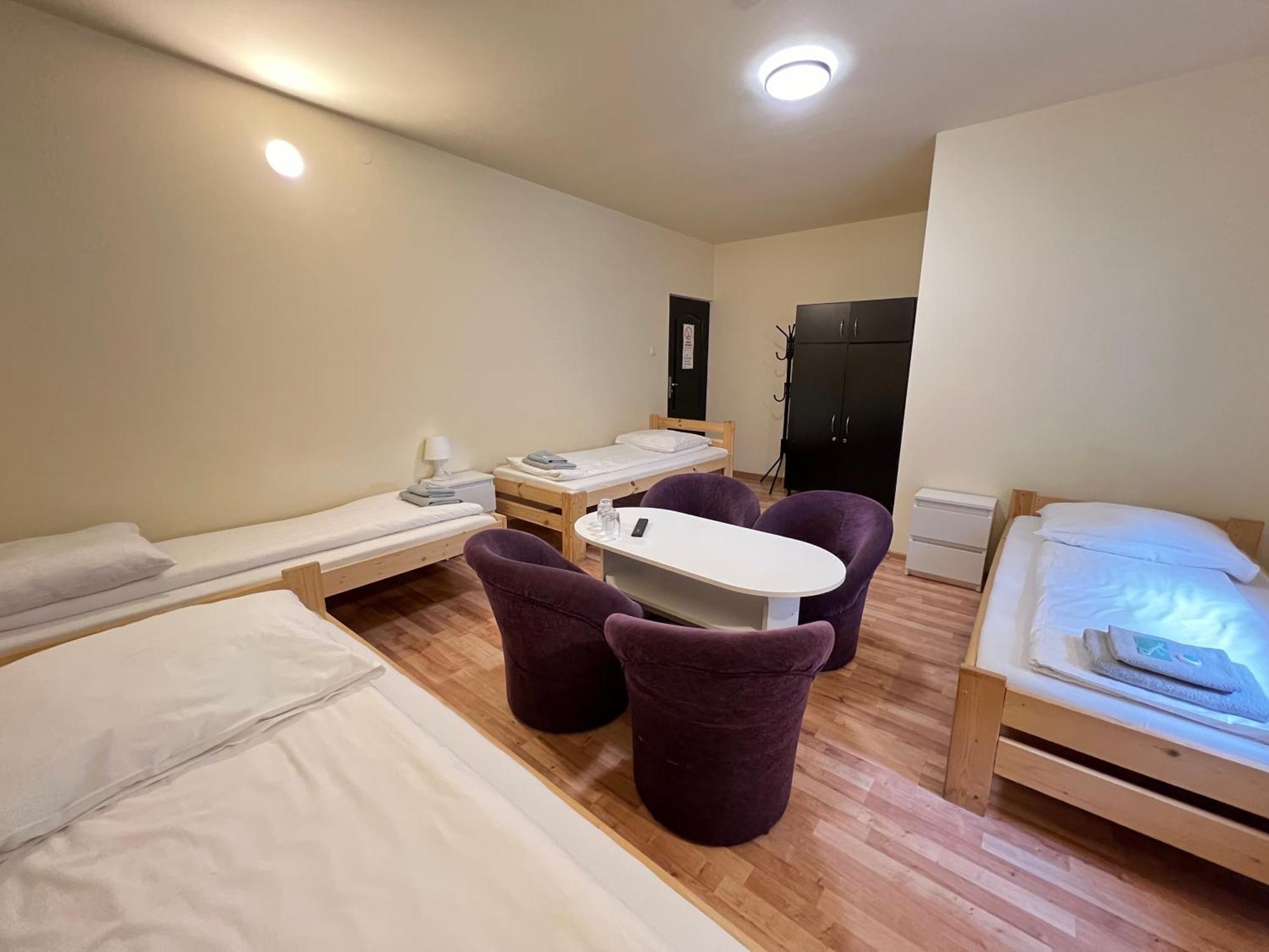 ETNA - Hostel -Noclegi Rzeszów Kültér fotó
