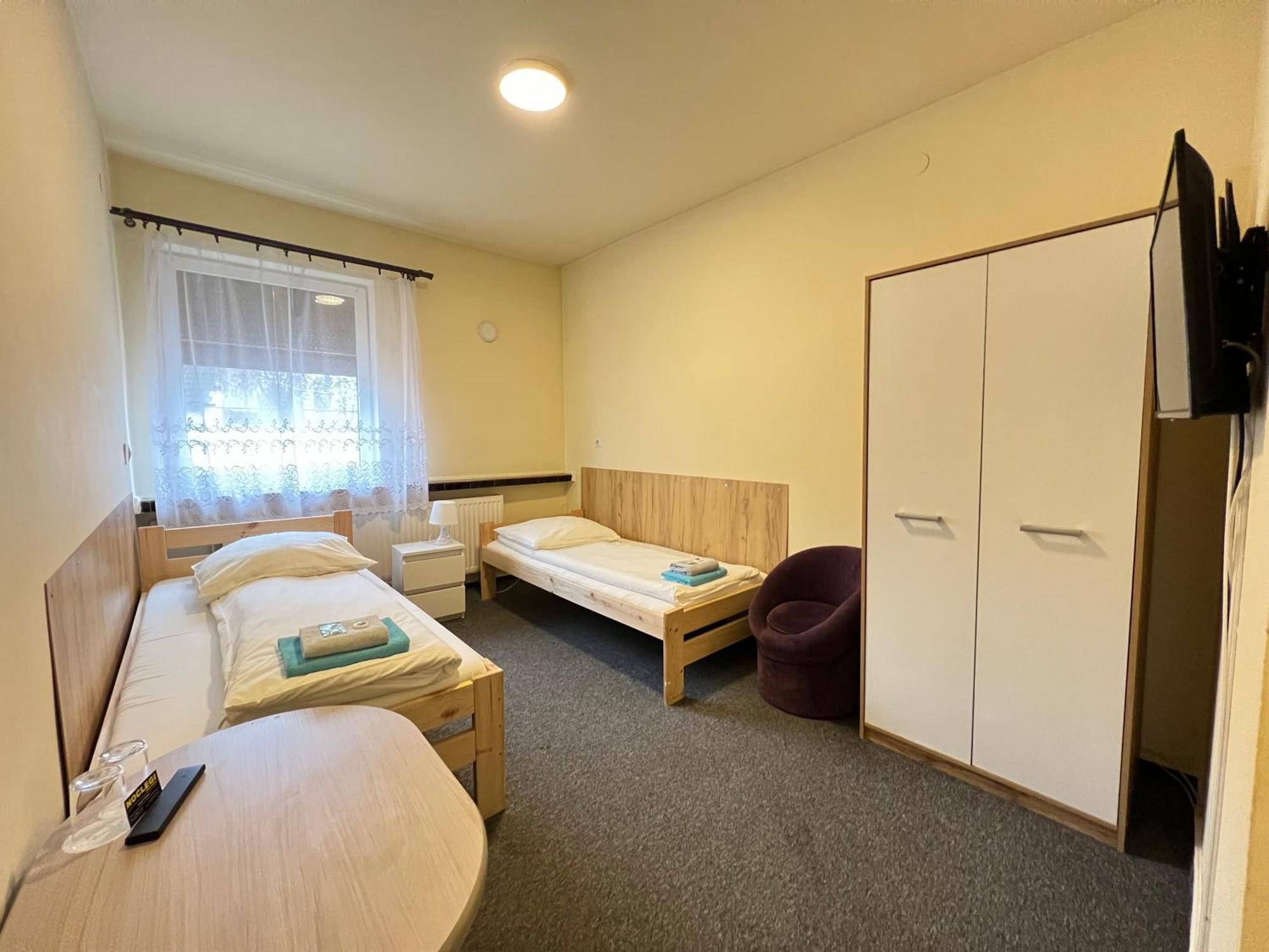 ETNA - Hostel -Noclegi Rzeszów Kültér fotó