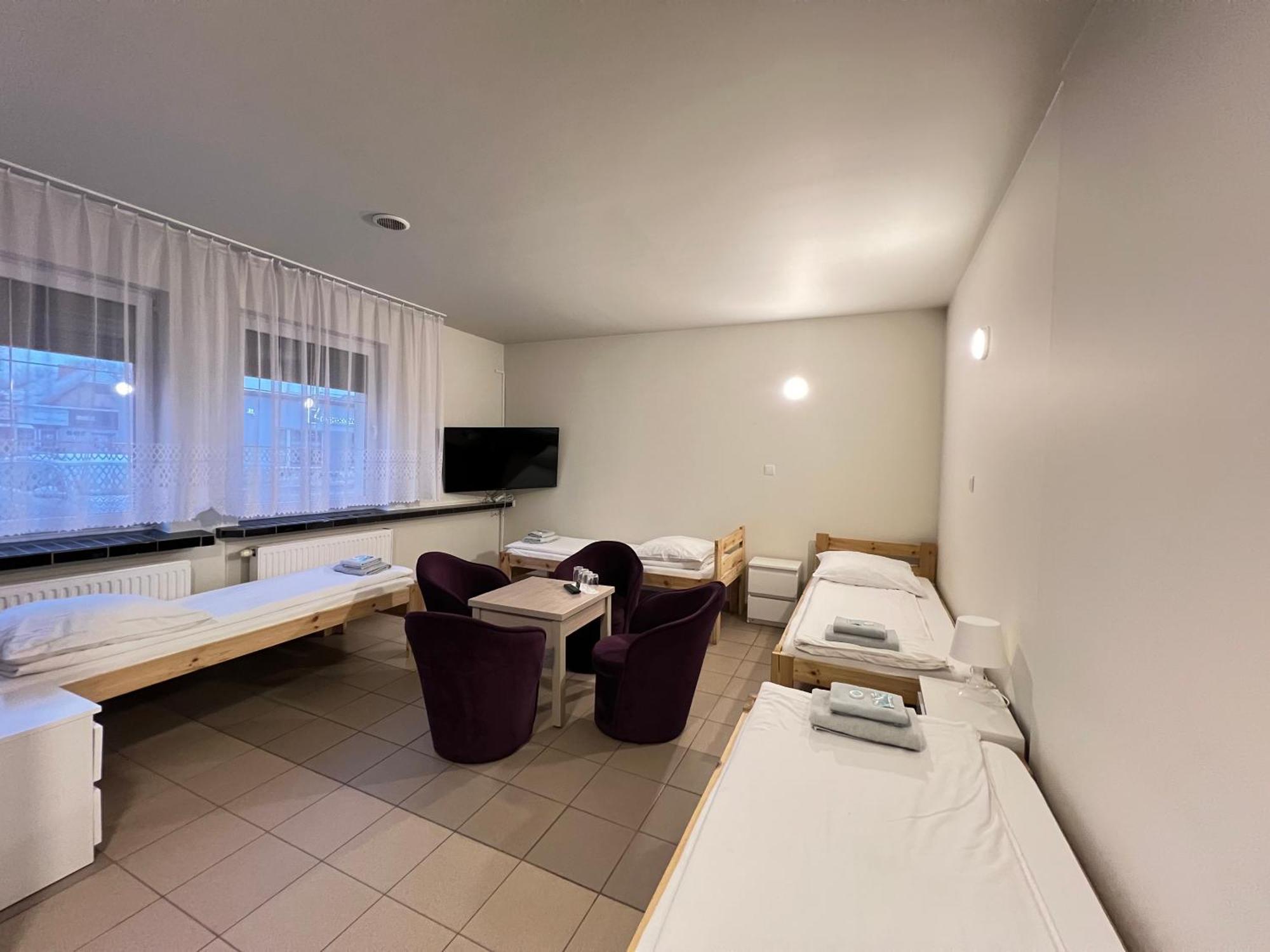 ETNA - Hostel -Noclegi Rzeszów Kültér fotó