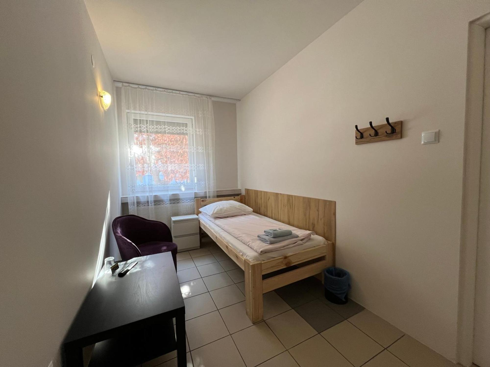 ETNA - Hostel -Noclegi Rzeszów Kültér fotó